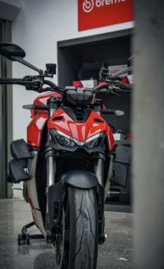 Ducati Street Fighter V4 1100 cc - ფოტო 2