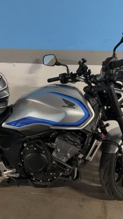 Honda CB500 Super Four - ფოტო 2