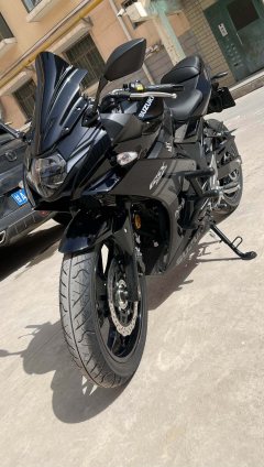 Haojue Suzuki GSX250R - ფოტო 3