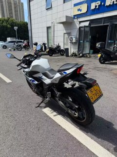 Haojue Suzuki GSX250R - ფოტო 9