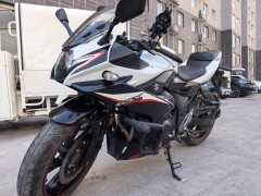 Haojue Suzuki GSX250R - ფოტო 4