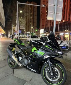 Kawasaki Ninja 400 - ფოტო 1