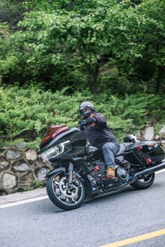 Harley-Davidson Road Glide 1923 cc - ფოტო 2