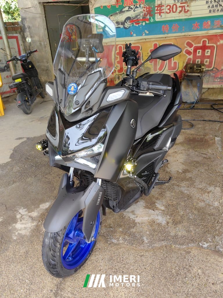 2024 Yamaha XMAX 300 cc