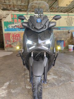 Yamaha XMAX 300 cc - ფოტო 3