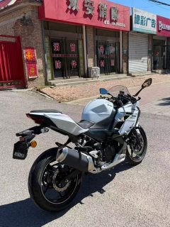Kawasaki Ninja 400 - ფოტო 9