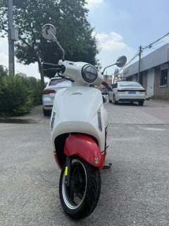 Sundiro Honda NS125LA - ფოტო 2