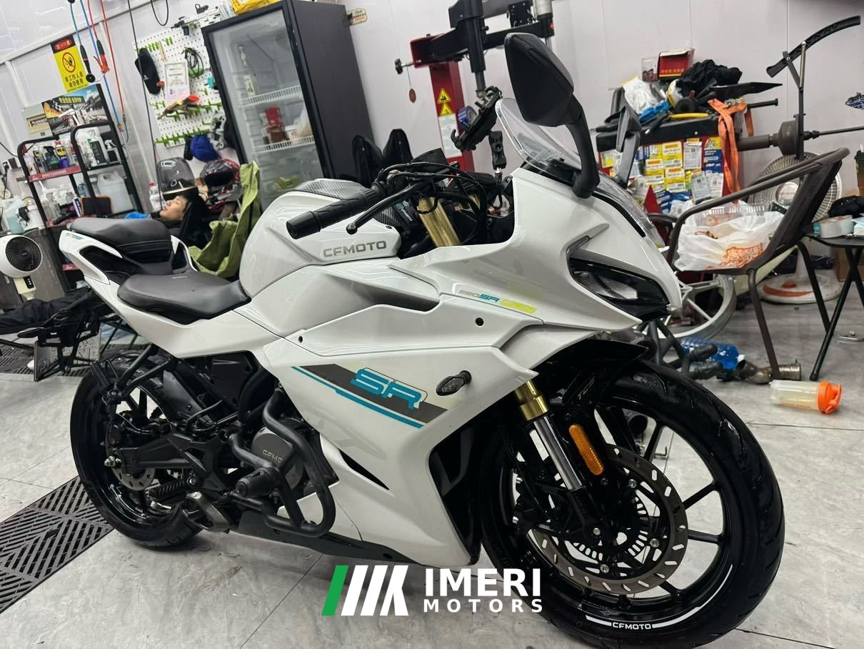 2023 CFMOTO 250SR