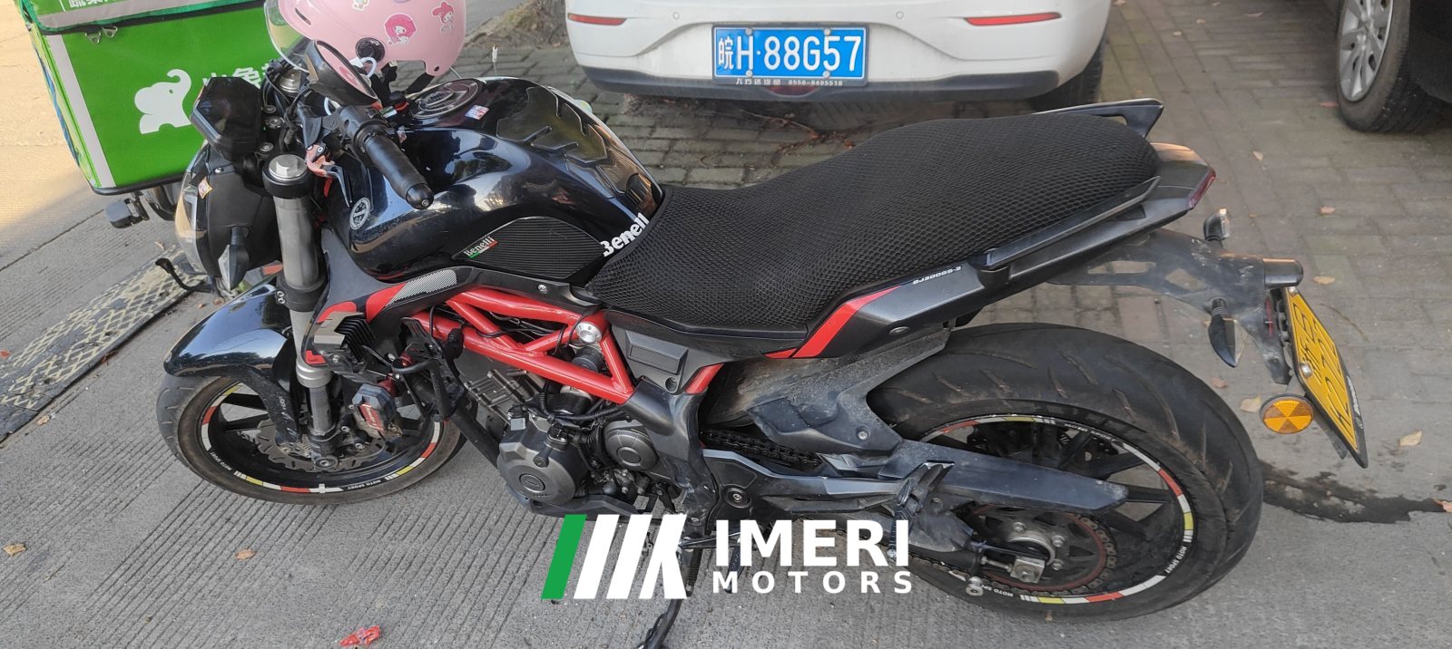 2021 Benelli TNT 300 / BN 302S
