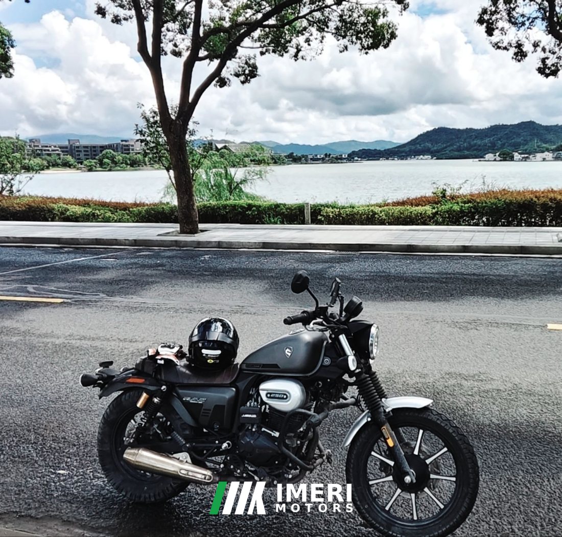 Cyclone RA2 250 cc - motorcycle from China