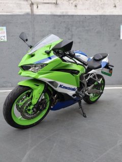 Kawasaki ZX-4R 400 cc - ფოტო 4