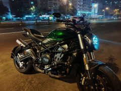 Benelli 752S 750 cc - ფოტო 1