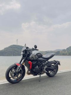 Triumph Trident 660 - ფოტო 1