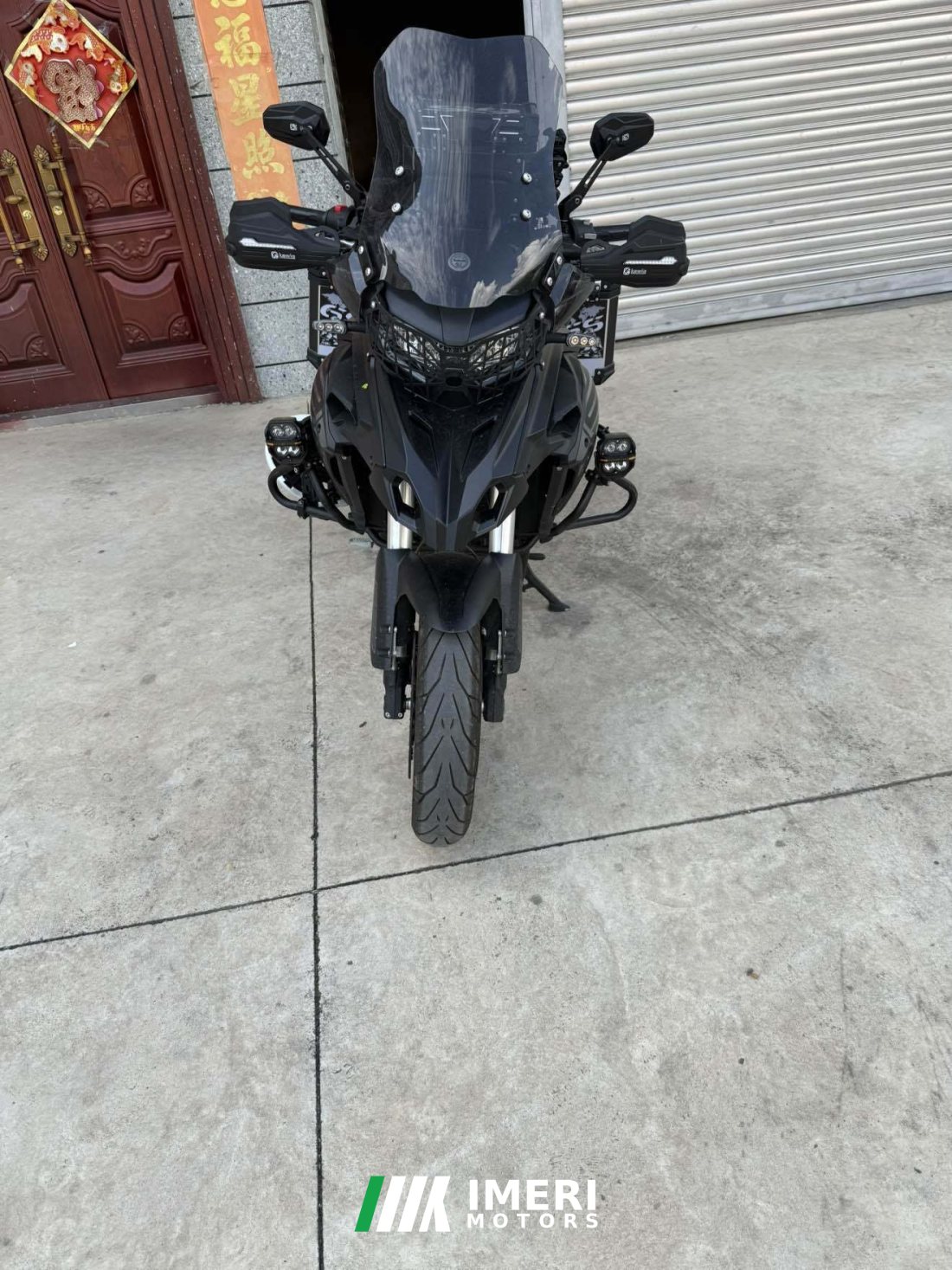 Benelli TRK552 550 cc - motorcycle from China