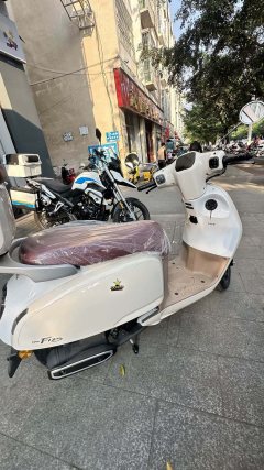 Wuyang Honda NWF125 - ფოტო 5