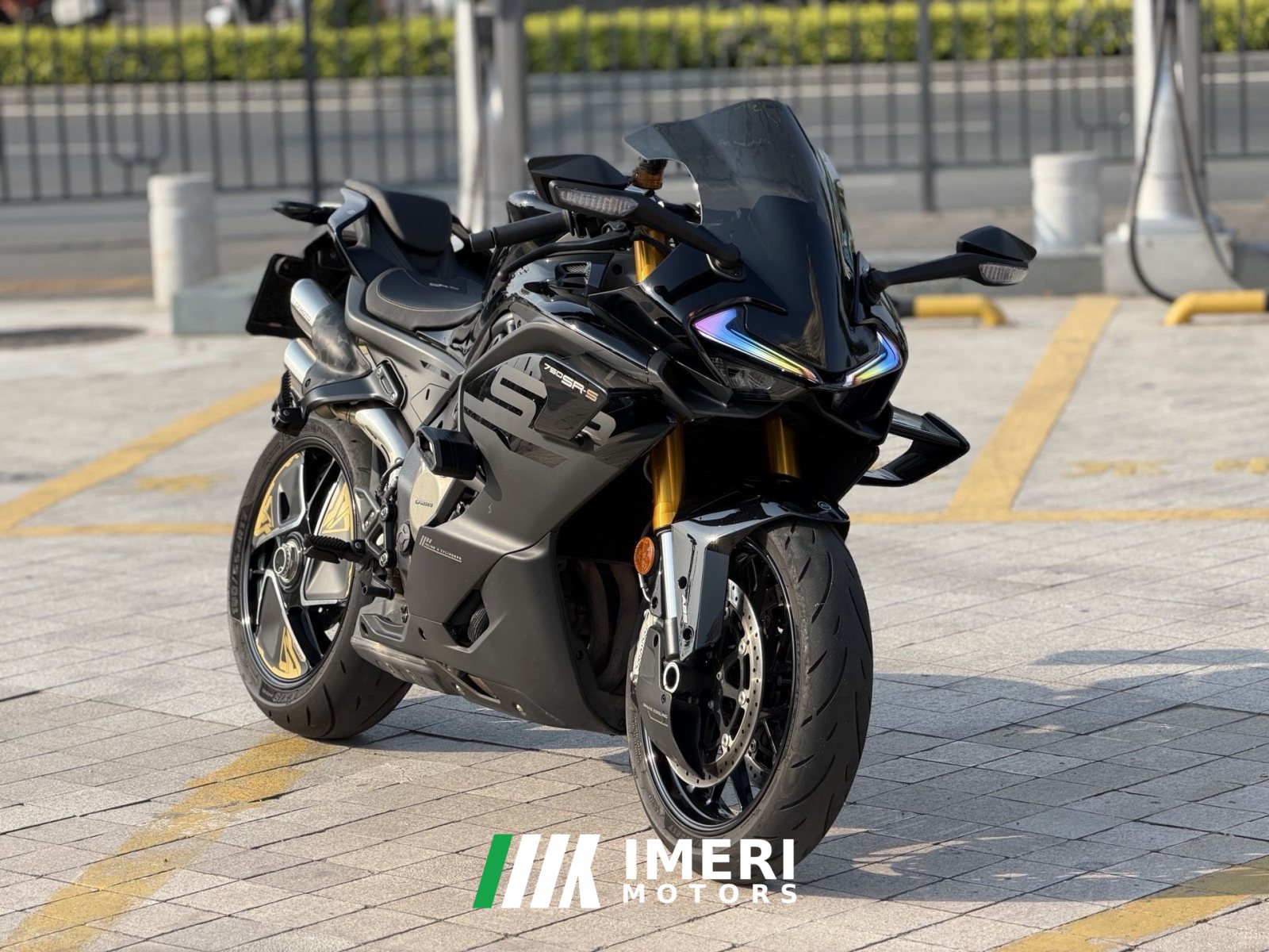 2025 CFMOTO 750SR-S