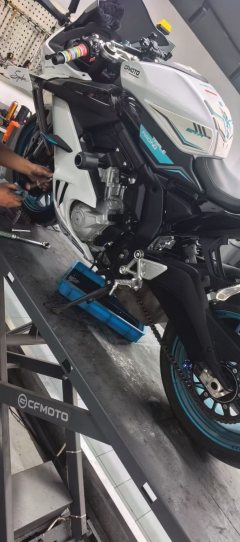 CFMOTO 675SR-R - ფოტო 2
