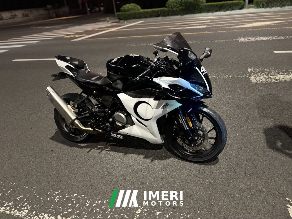 2021 CFMOTO 250SR