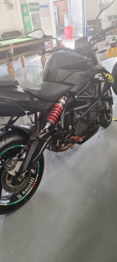 Benelli TNT600i - ფოტო 4