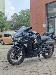 Kawasaki Ninja 400 - ფოტო 1