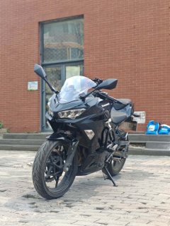 Kawasaki Ninja 400 - ფოტო 2