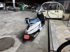 Peugeot DJANGO 150 cc - photo 2