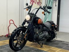 Harley-Davidson Street Bull Street Bob 1923 cc - ფოტო 1