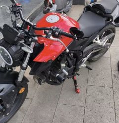 Honda CB400F - photo 1