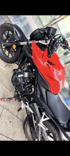 Honda CB400F - photo 2