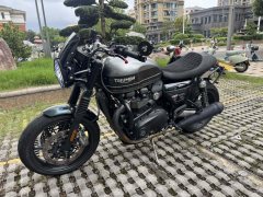 Triumph Speed Twin 1200 - ფოტო 4