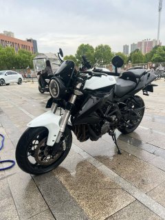 Benelli TNT600i - ფოტო 3