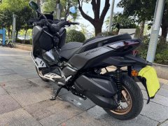 Yamaha XMAX 300 cc - ფოტო 4