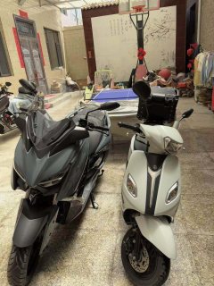 Yamaha XMAX 300 cc - ფოტო 2