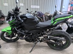 Kawasaki Z400 - ფოტო 3