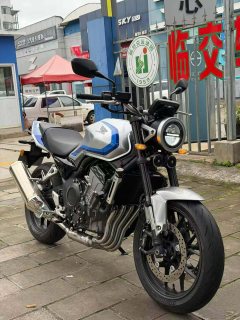 Honda CB500 Super Four - ფოტო 7