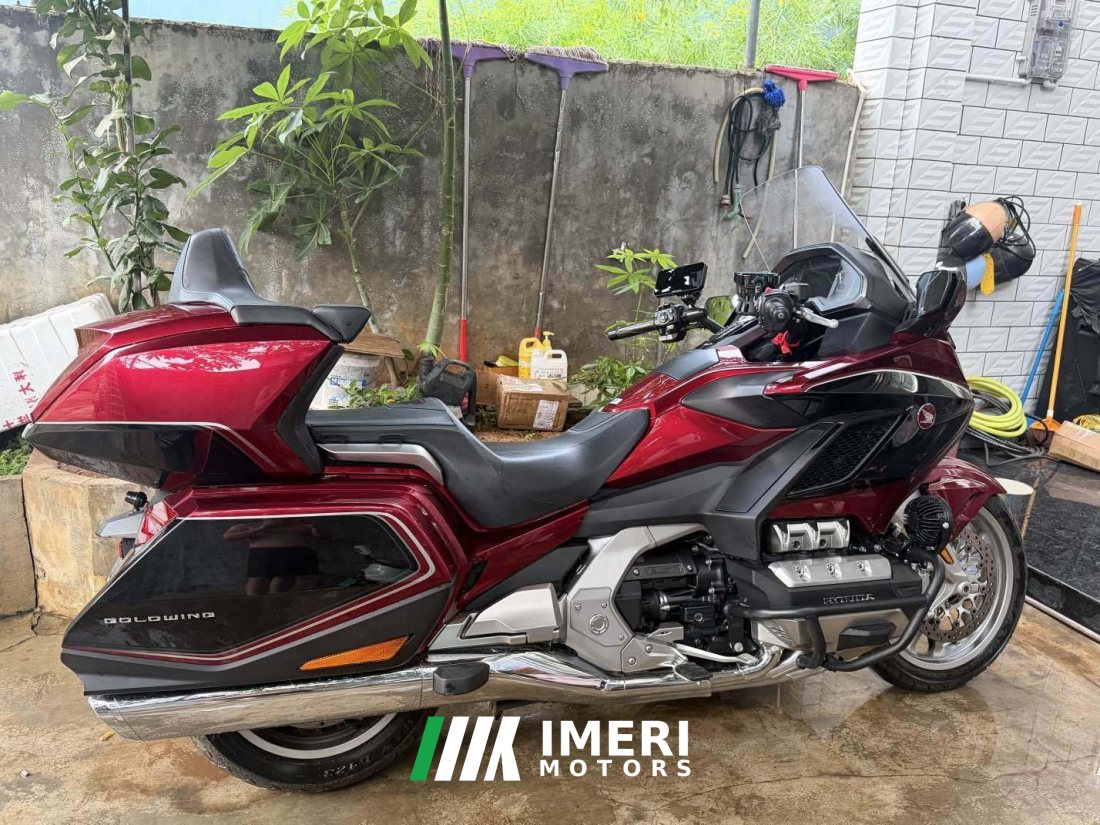 Honda Gold Wing GL1800 - მოტოციკლი ჩინეთიდან