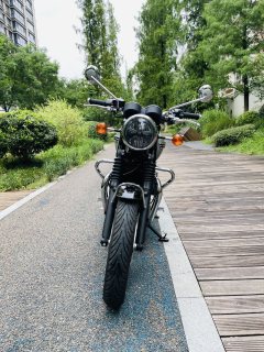 Triumph Bonneville T120 1200 cc - ფოტო 2