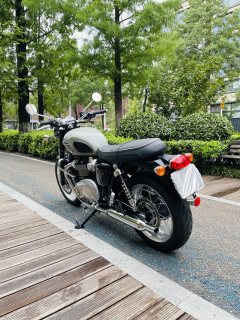 Triumph Bonneville T120 1200 cc - ფოტო 8