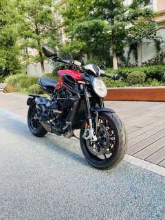 MV Agusta Dragster 800 - ფოტო 3
