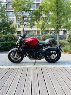 MV Agusta Dragster 800 - ფოტო 5
