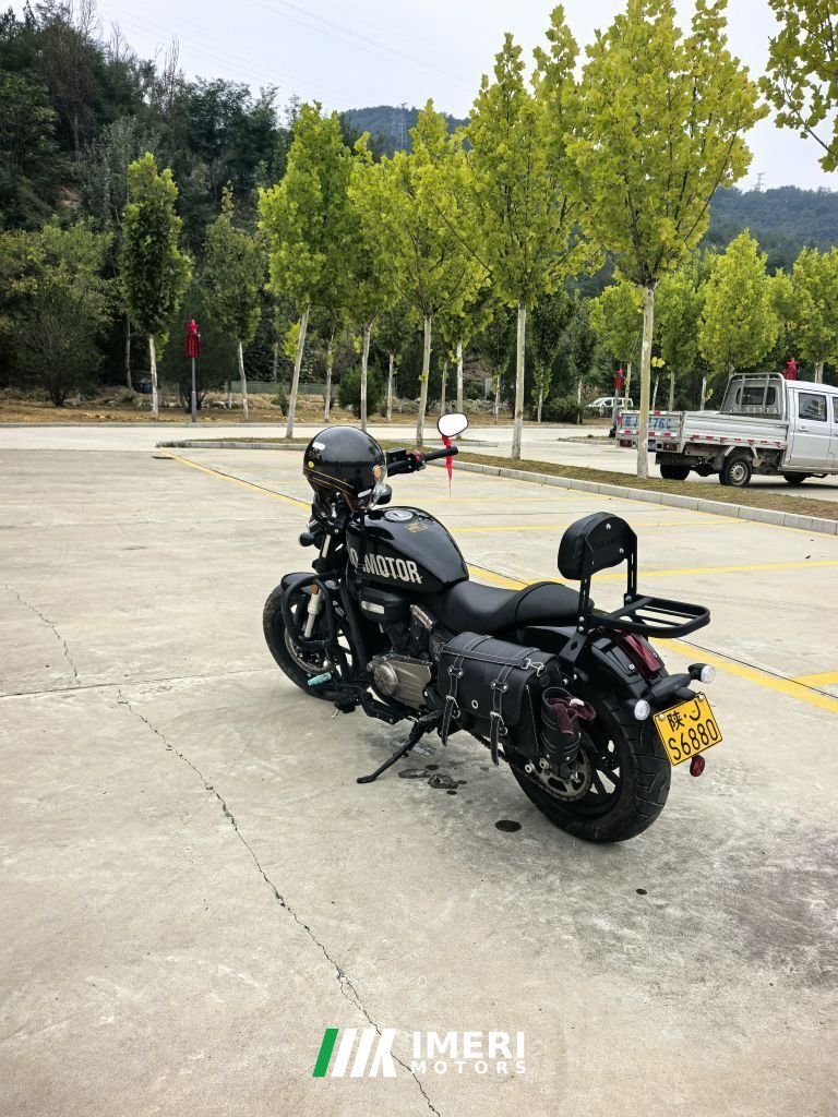 QJMOTOR Flash 300 - motorcycle from China