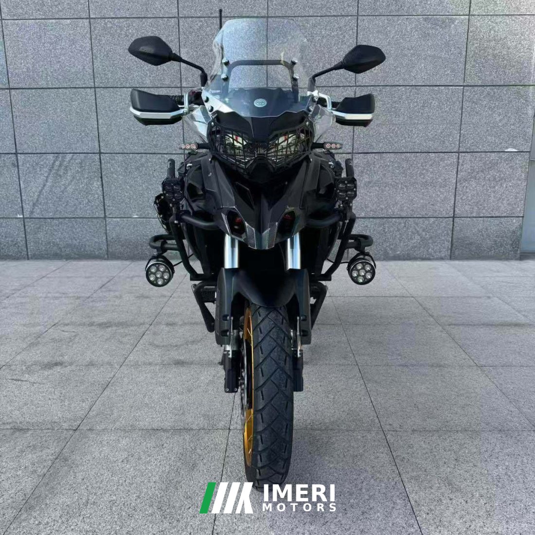Benelli TRK552 550 cc - მოტოციკლი ჩინეთიდან