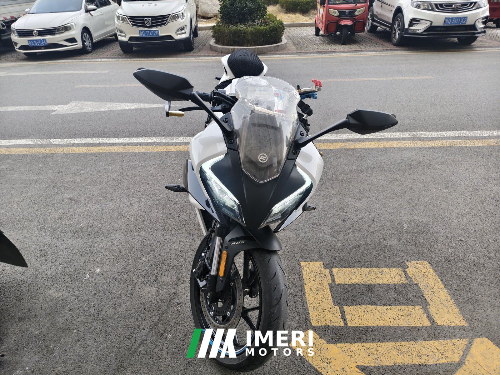 2025 CFMOTO 250SR