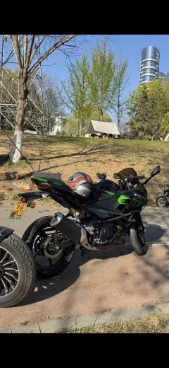 Kawasaki Ninja 400 - ფოტო 3