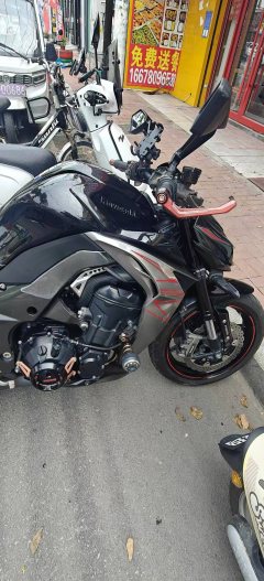 Kawasaki Z1000 - ფოტო 6