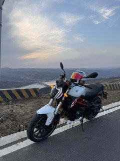 Benelli BN302S 300 cc - ფოტო 2