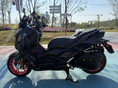 Yamaha XMAX 300 cc - ფოტო 1