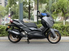 Yamaha XMAX 300 cc - photo 2