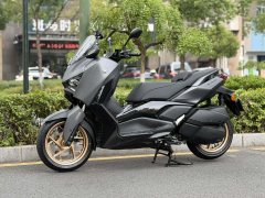 Yamaha XMAX 300 cc - photo 4