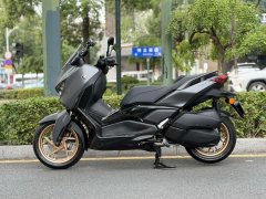 Yamaha XMAX 300 cc - photo 5